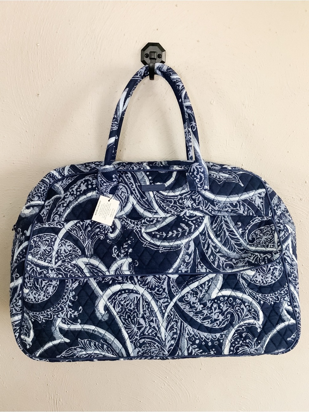 NWT Vera Bradley Grand Traveler in Indio Pattern